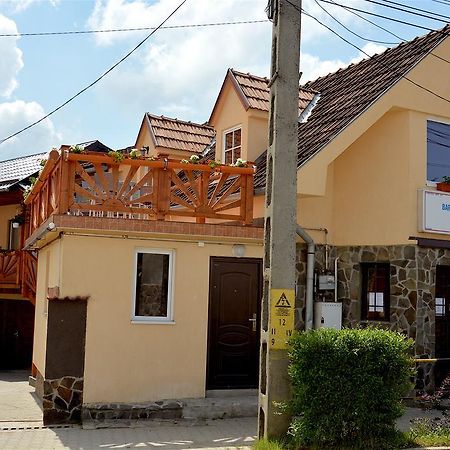 Tornácos Vendégház Vlahita Exterior foto